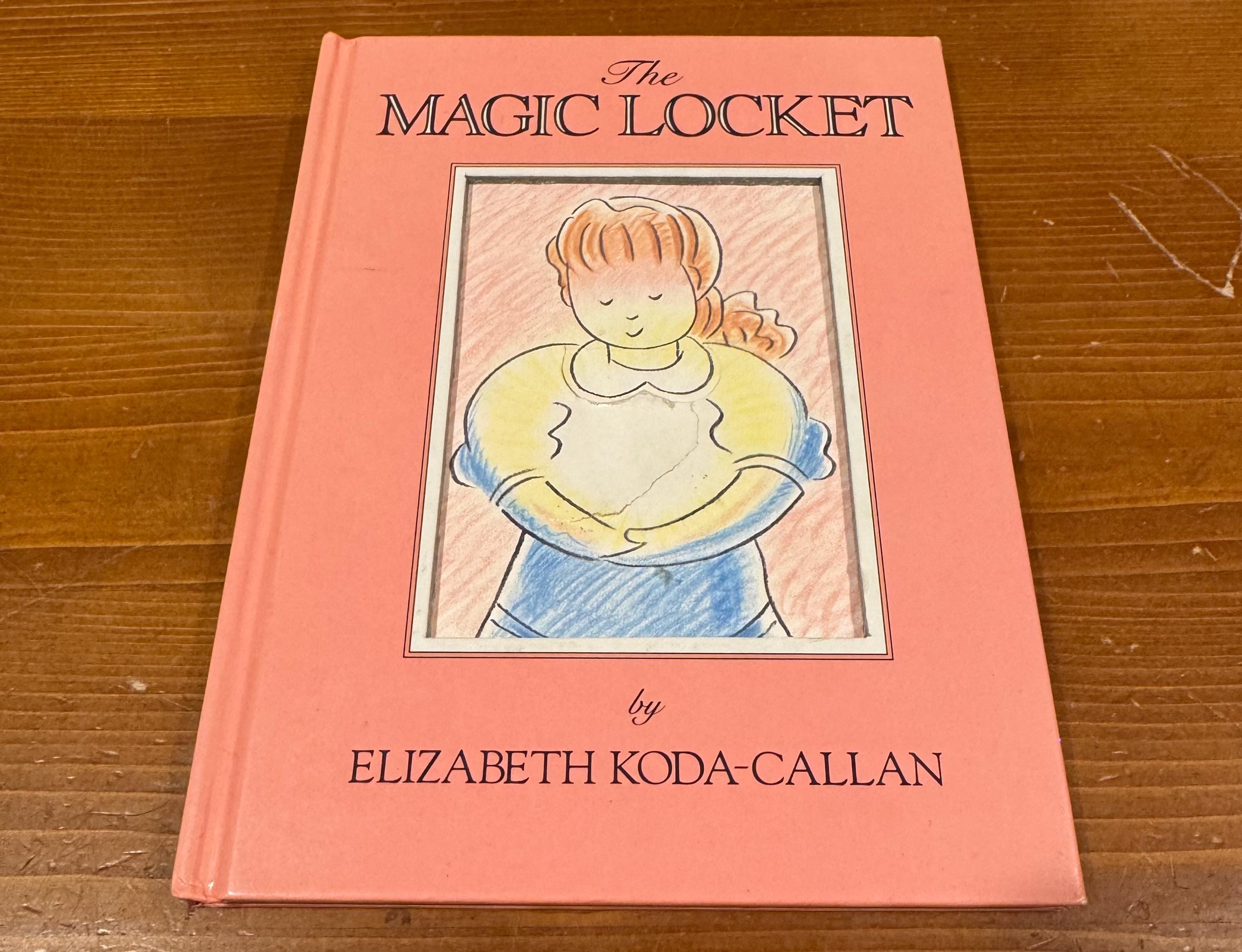 魔法のロケット The MAGIC LOCKET エリザベス・コダ＝カラン The Magic Locket by Elizabeth Koda-callan - Etsy