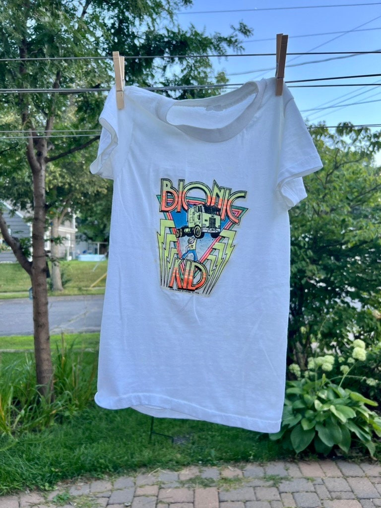 6/8 Kids Bionic Kid Tee 1980s - Etsy