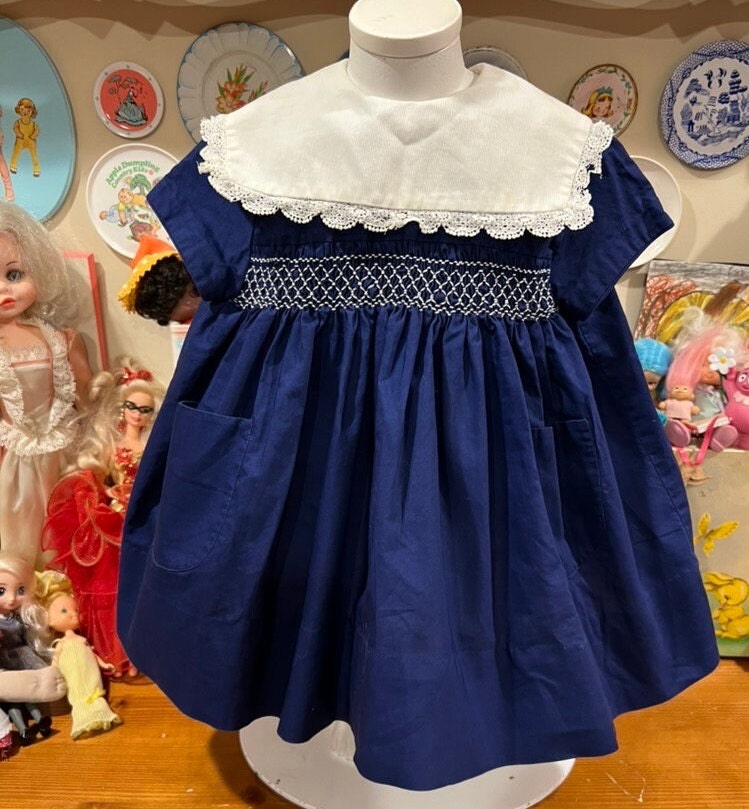 Robe Bébé Fille Sarah Louise - Taille 18 Mois, Couleur Crème à Fleurs, Neuve Avec étiquettes