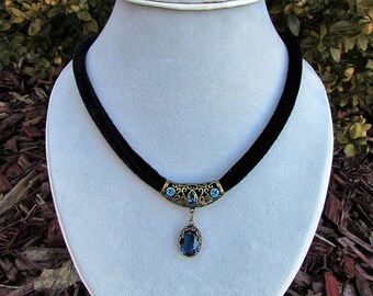 Velvet and Blue Vintage Revival Necklace