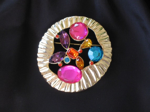 Burst of Color Pin - image 4
