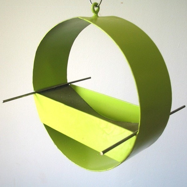 Charm Modern Bird Feeder in Key Lime