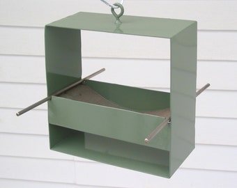 99 Modern Bird Feeder in Sage Green