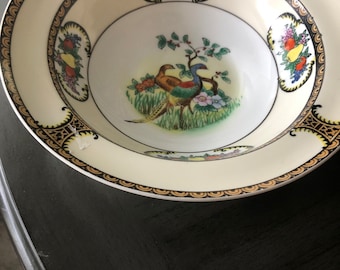 Beautiful vintage hand painted serving bowl