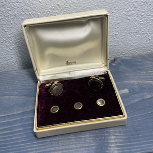 Antique Anson Round Gold Plated Cufflinks w/Mother-of-Pearl & Button Studs (H6)