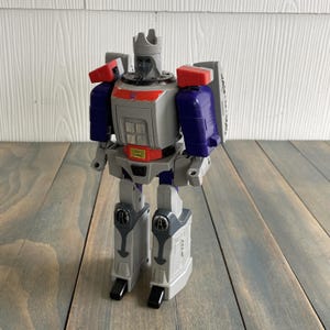 Somente boneco de ação dos Transformers G1 Galvatron Vintage 1986 - Sem acessórios (GG)