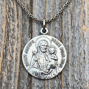 Pendentif médaille française de la Saint-Joseph en argent sterling sur collier, réplique antique de médaillon, Oratoire Saint-Joseph, Mont-Royal, Montréal, Québec