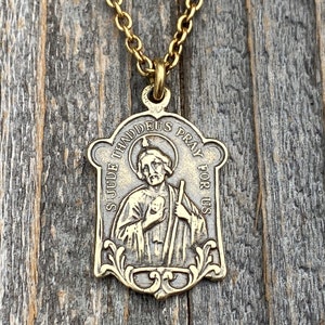 Antiqued Gold St Jude Thaddeus Medal Pendant Necklace, Antique Replica Patron Saint of Desperate Causes, Patron Saint of Hope, Apostle Jesus