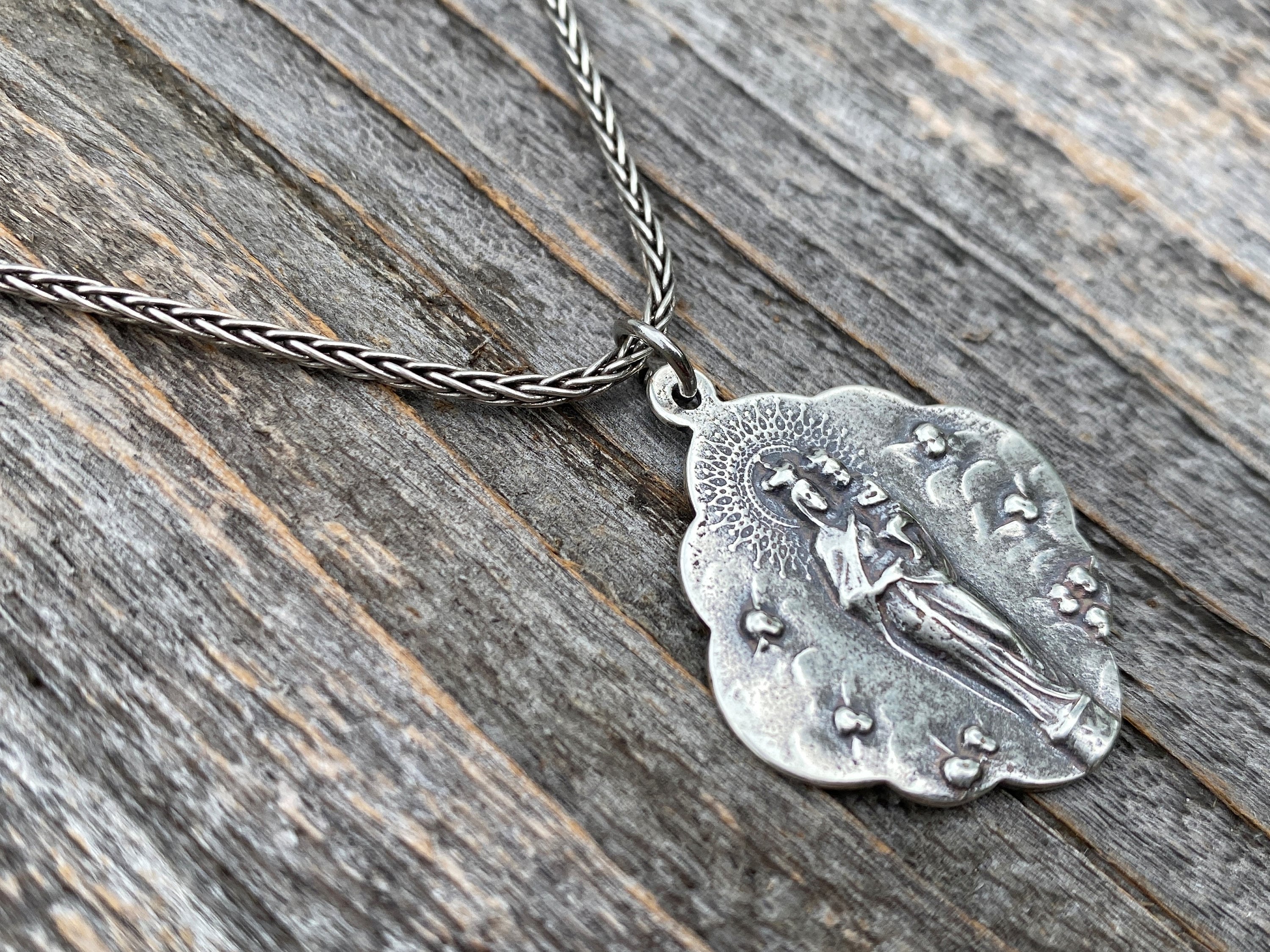 Sterling Silver Mary, Queen of Angels Pendant Necklace Sterling Silver Mary, Queen of Angels Pendant Necklace