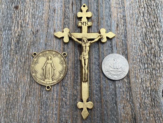Centro de rosario grande de oro envejecido y/o crucifijo, medalla milagrosa,  réplicas antiguas francesas, piezas de rosario de gran tamaño, pieza  central de 1,25 pulgadas -  España
