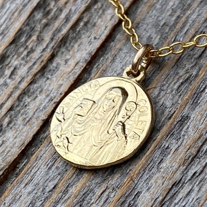 Petite réplique de la médaille et du collier antiques en or de Sainte Colette de Corbie de la fertilité, par les artistes français Penin & Karo, breloque médaillon recto-verso