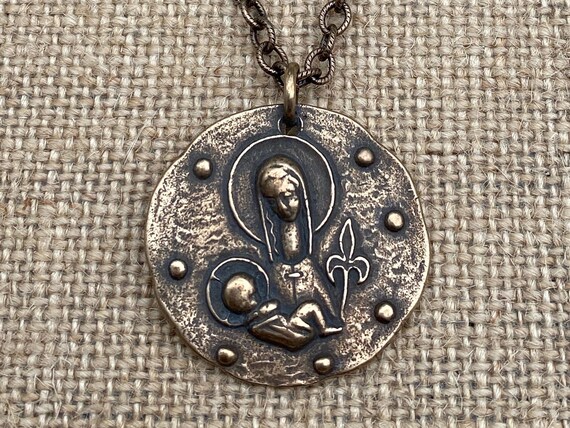 フランス　アンティーク　フレーム　ブロンズ製　聖母マリア　幼子イエス　キリスト フランスアンティークフレームブロンズ製聖母マリア幼子イエス