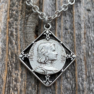 Silver St Joan of Arc Medal Pendant Necklace, Antique Replica of Rare French Medallion, Saint Jeanne d&#39;Arc Fleur de Lis Medal from France