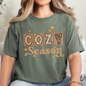 Comfort Colors Cozy Season Shirt Autumn Girly T-shirt Trendy Fall Vibes Tees Retro Pumpkin Season Fall T Shirts