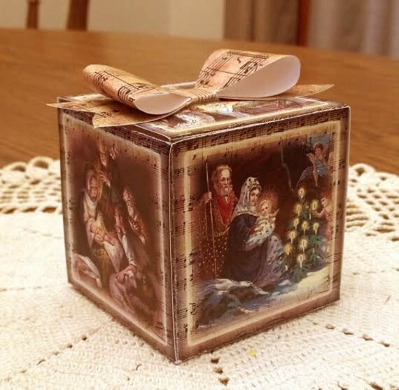 12 Cajas Adorables Cajas De Papel Cubo Chocolate Navideño 