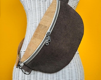 Waist bag/belt bag made of cork and corduroy with double-sided zipper and interchangeable strap, natural/taupe