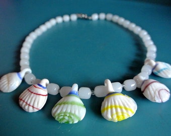 RARE UNIQUE one-of-a-kind handmade glass necklace with multicolor shell-formed/ white old beads and silvercolor heart-formed toggle clasp