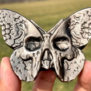 3.1&#39;&#39;+ Natural Silver obsidian butterfly skull,Hand carved butterfly,Crystal butterfly,Quartz crystal skull,Home Decoration Gifts,random 1pc