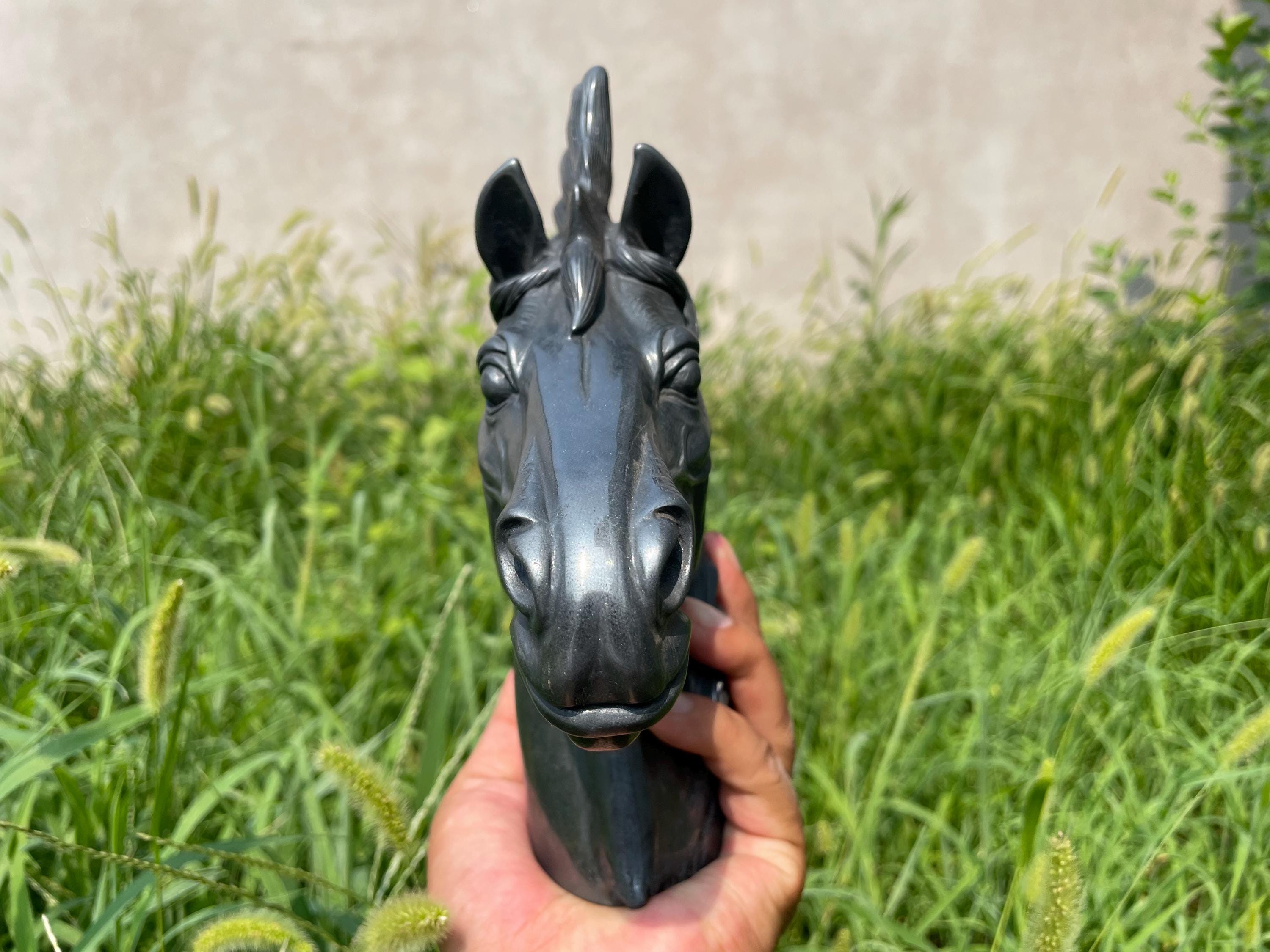 鉄鉱石の馬の頭の彫刻：天然水晶のホームデコレーション - Etsy 日本