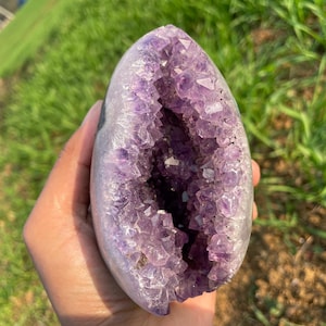4.3&quot;Natural amethyst geode, Crystal geode,Amethyst cluster,Home decoration,Crystal specimen,Crystal gift,Crystal healing R-378