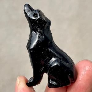 2&#39;&#39;+Natural obsidian wolf Hand carved wolf skull,Crystal wolf skull,Quartz Crystal skull,Home Decoration Gifts,random 1pc