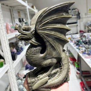 8''Natural Gold obsidian dragon skull Hand carved Fly dragon,Crystal dragon skull,Quartz Crystal dragon,Home Decoration Gifts, random 1pc