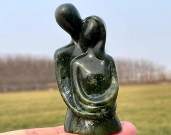 Sculpture d'amoureux en jade vert : figurine en cristal sculpté à la main, décoration d'intérieur