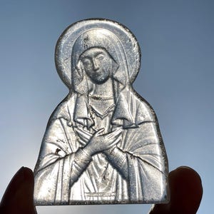 3.1&#39;&#39;+ Natural clear quartz Virgin Mary,Hand carved Virgin Mary,Crystal skull,Quartz Crystal Virgin Mary,Home Decoration Gifts,random/pc
