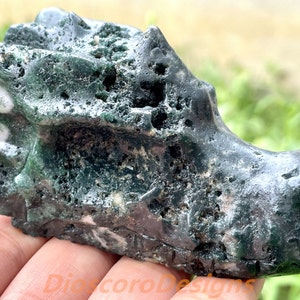 3.7&#39;&#39;+ Natural moss agate dragon skull,Quartz Crystal dragon skull,Hand carved dragon,Crystal dragon,Home Decoration Gifts.