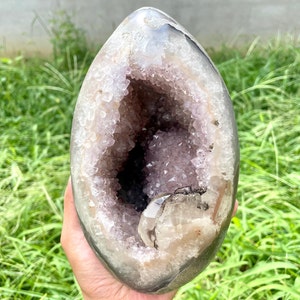 7.8&quot;Natural amethyst geode, Crystal geode,Amethyst cluster,Home decoration,Crystal specimen,Crystal gift,Crystal healing R-146
