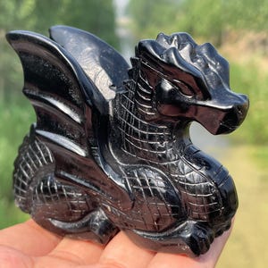 3.5''Natural Obsidian dragon skull Hand carved Fly dragon,Crystal dragon skull,Quartz Crystal dragon,Home Decoration Gifts /pc