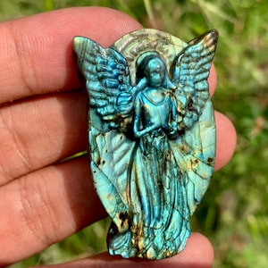 2.1&#39;&#39;+ Hand carved Angel,Crystal angel skull,Natural labradorite ,Quartz Crystal angel,Home Decoration Gifts,random 1pc