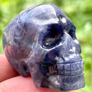 1.5&#39;&#39;+Natural sodalite skull,Hand carved skull, Crystal skull,Quartz crystal skull,Home Decoration Gifts, random 1pc