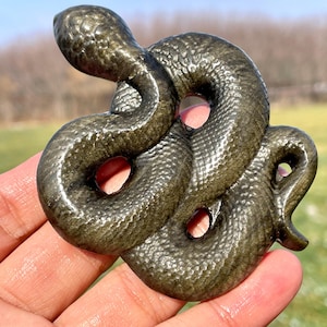 3.4&quot;Natural Gold obsidian snake Hand carved Skull,Crystal Snake skull,Quartz Crystal ,Crystal Figurine,Home Decoration Gifts,random 1pc
