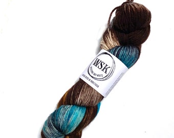 Western Sky Knits WSK DK Weight Willow DK Superwash Merino 4 oz 280 Yards Hand Dyed Color is Heart if the Ocean
