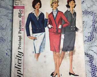 Vintage Simplicity Junior pattern size 11 5595 W. 31 1/2 inches