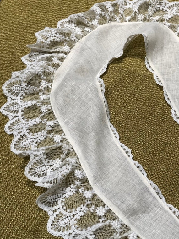 Antique Linen and Lace Collar Off White Creme Col… - image 4