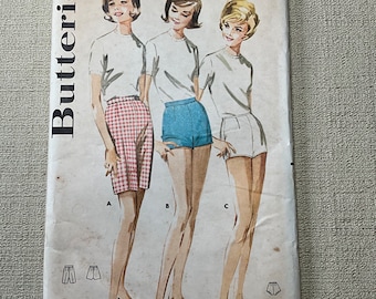 Vintage Junior and Miss Shorts Pattern Quick and Easy Sportswear