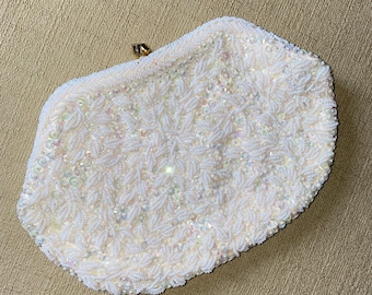 White Beaded Handbag Made in Hong Kong With Vintage Purse Pocket Book Bag Evening