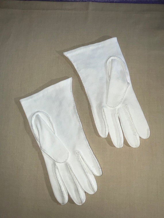 Vintage White Cotton Gloves with Embroidery Small… - image 8