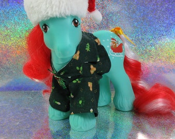 Dark Green Festive Holiday Print Shirt for G1 Vintage Big Boy Pony