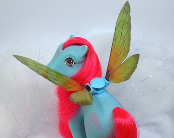Yellow and Green Iridescent Wings