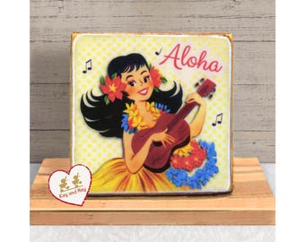 Hula Girl Wood Block Sign Retro vintage style Hawaiian themed Shelf Sitter decor WB-8