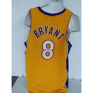 Kobe Bryant Los Angeles Lakers vintage adidas #8 size xl, embroidered jersey signed with proof