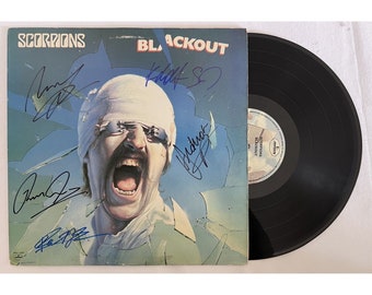 Klaus Meine Rudolf Schenker signed Scorpions World Wide Live album COA proof star autographed Klaus Meine Rudolf Schenker signed Scorpions World Wide Live album COA proof star autographed