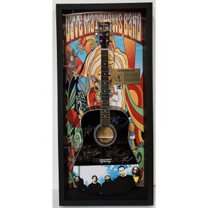 Dave Mathews con boceto Stephan Lessard Boyd Tinsley LeRoi Moore Carter Beauford guitarra acústica firmada y enmarcada con prueba