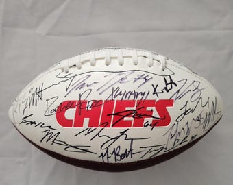 full size football team signed (45 sigs) Patrick Mahomes Travis Kelce 2024 -25 Kansas City Chiefs with proof