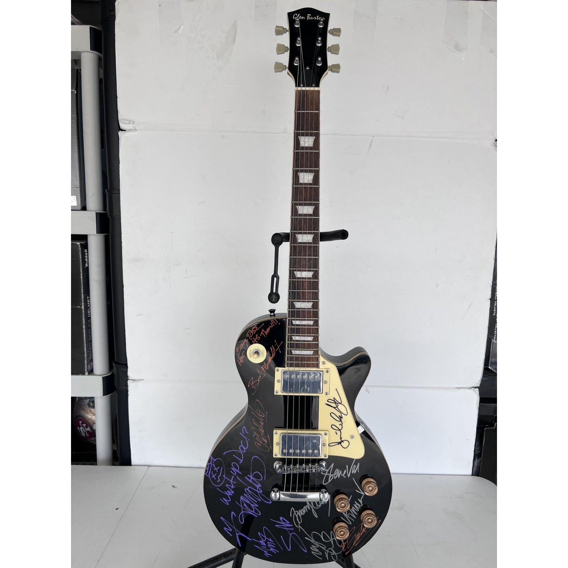 AXE HEAVEN ミック・マーズ　ミニギターフィギュア AXE HEAVEN ミック・マーズ ミニギターフィギュア Mick mars guitar