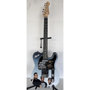 Travis Barker Tom DeLonge Mark Hoppus Blink-182 unieke telecaster elektrische gitaar op ware grootte, gesigneerd met bewijs
