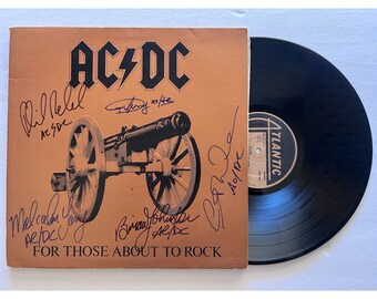 Angus young Malcolm Young Brian Johnson Cliff Williams Phil Rudd AC DC For those About to Rock lp signed with proof